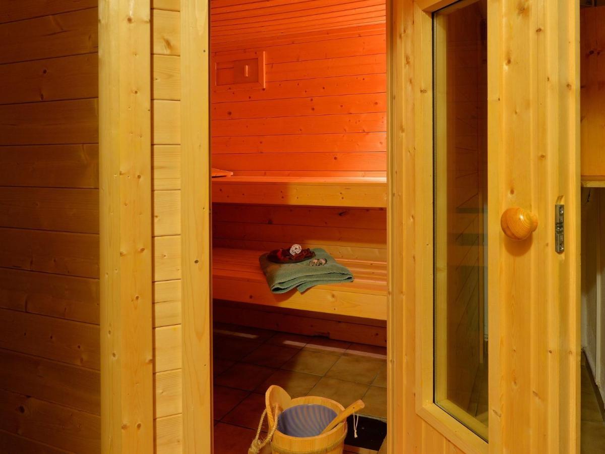 Nice Flat With Sauna Covered Terrace Garden And Tree House For Children Zandt Екстериор снимка